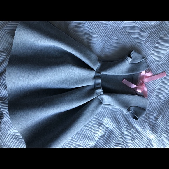 Dress - Picture 2 of 5